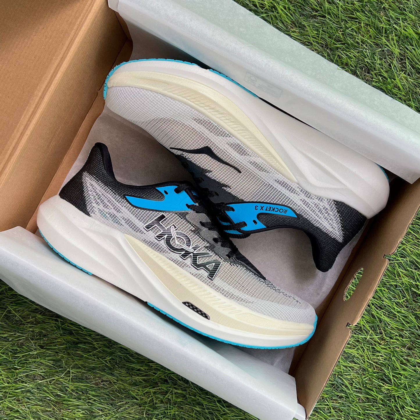 Hoka Rocket X 3 "White / Black”