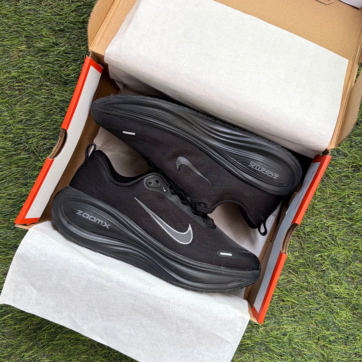 Nike Vomero Plus “Black”