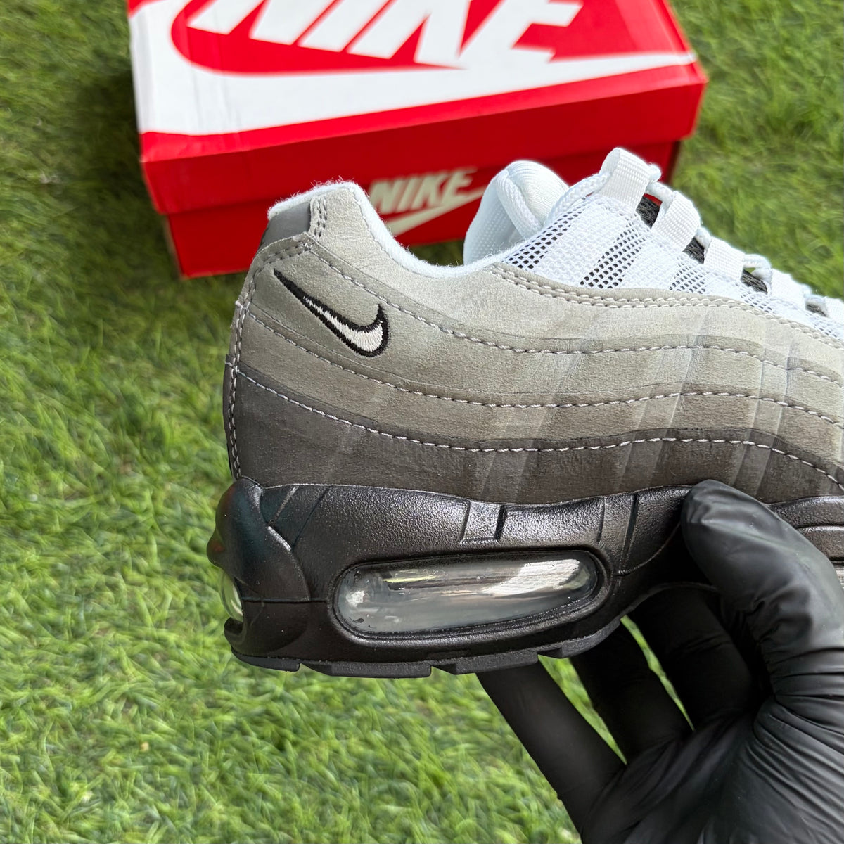 Nike Air Max 95 "Photon Dust"