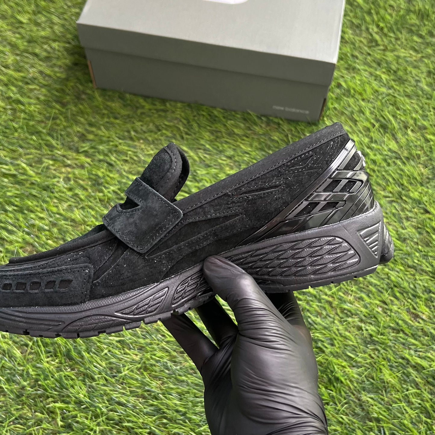 New Balance 1906L “Black Suede”