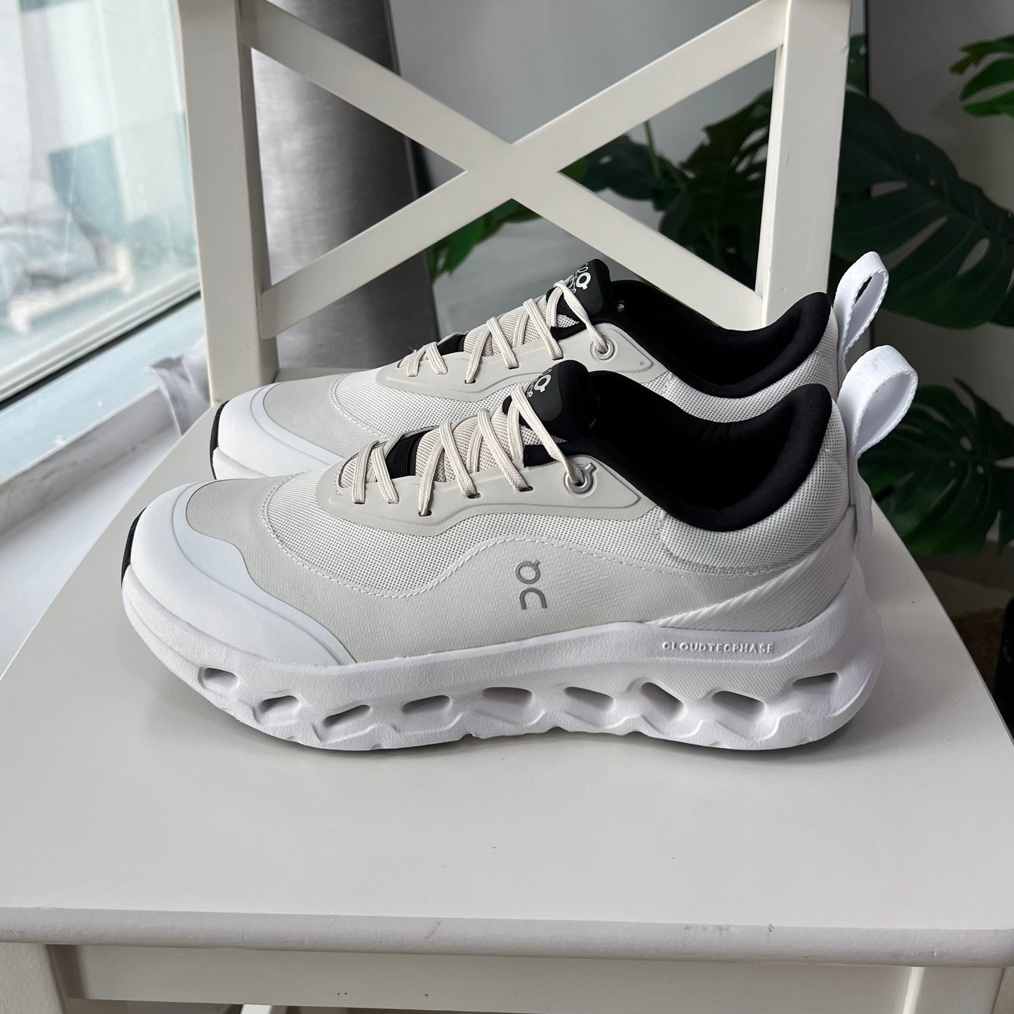 On Running Cloudtilt LOEWE "White”