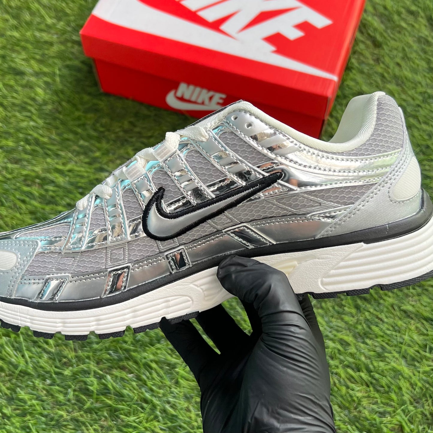 Nike P-6000 “Metallic Silver”