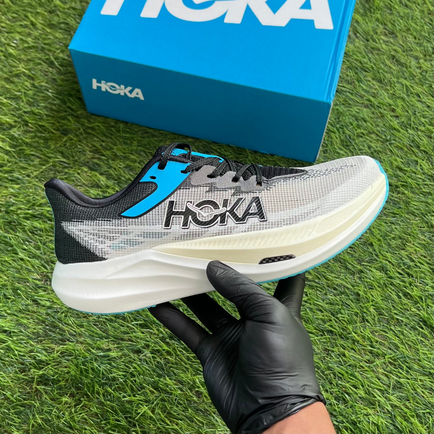 Hoka Rocket X 3 "White / Black”