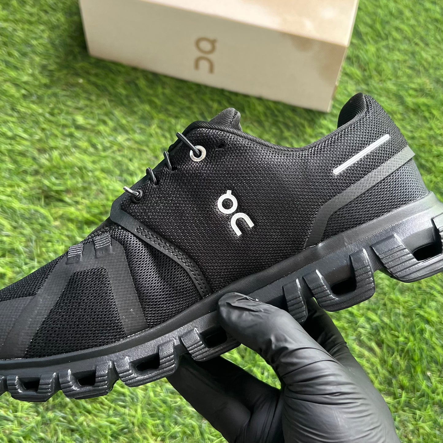 On Running Cloud 6 “Black”