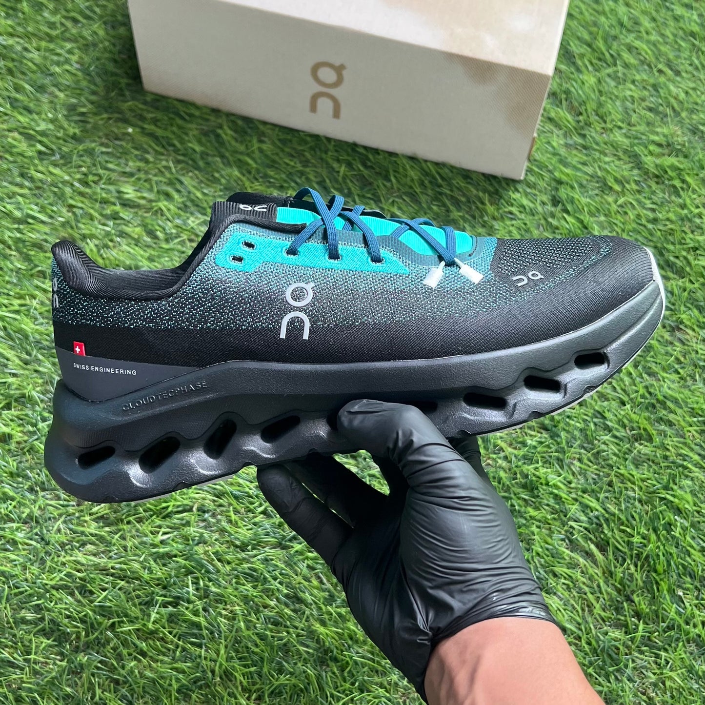 On Running Cloudtilt “Aqua Iron”