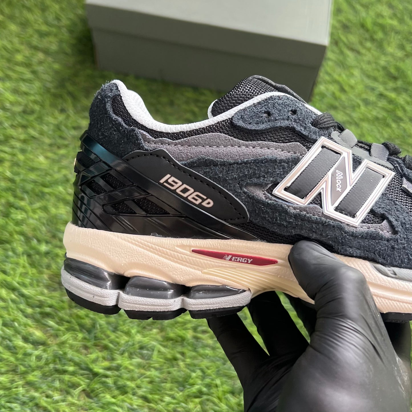 New Balance 1906R "Protection Pack - Black"