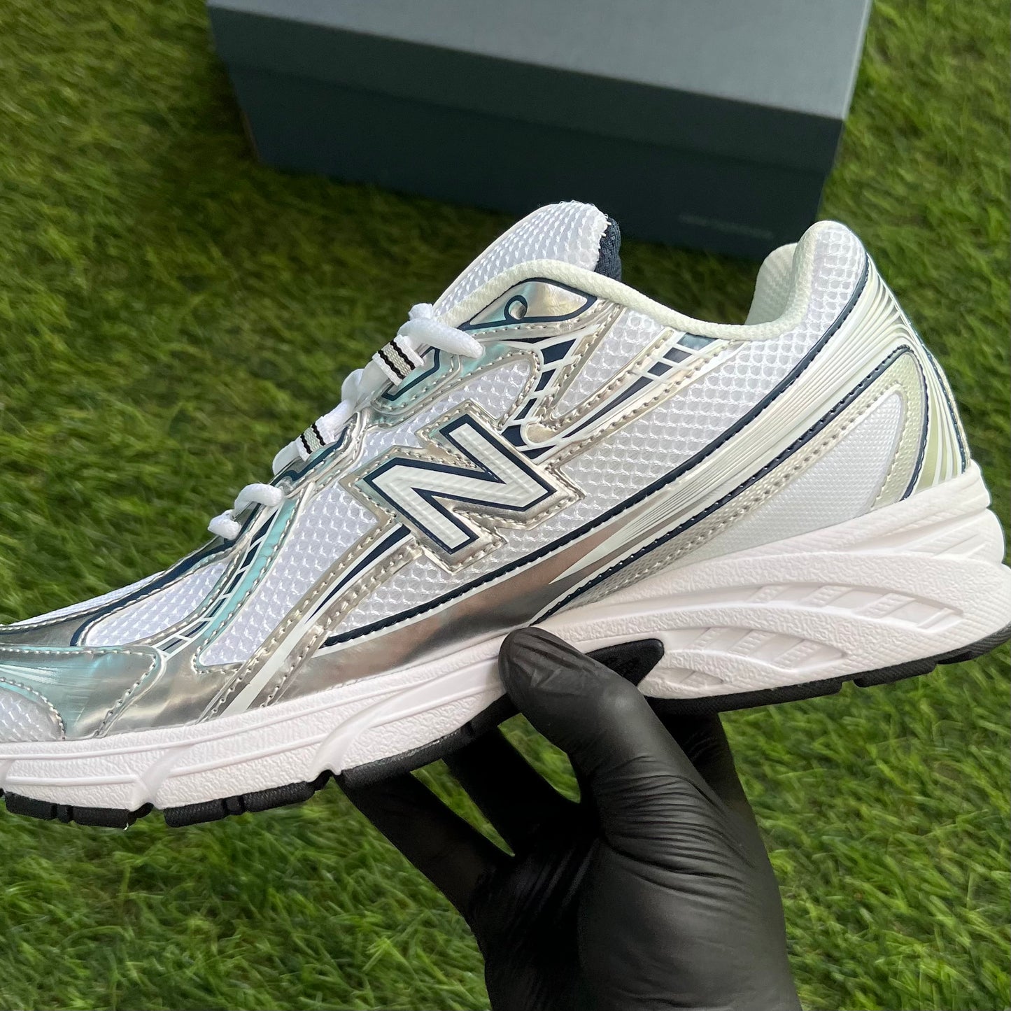 New Balance 740 “White Shadow Grey Navy”