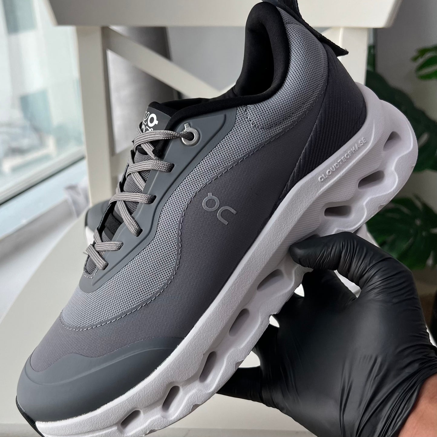 On Running Cloudtilt LOEWE "Grey”