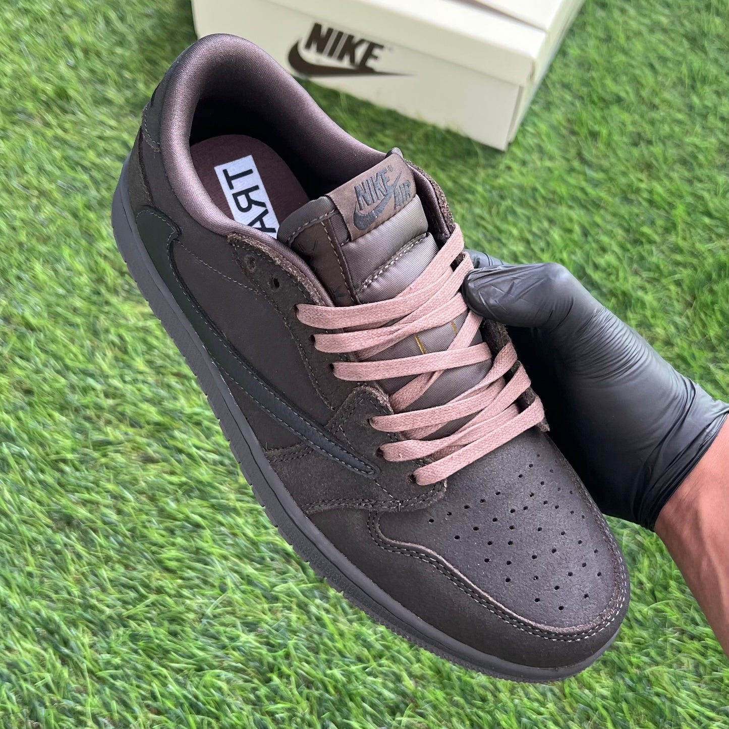 Jordan x Travis Scott Air Jordan 1 Low OG "Velvet Brown"