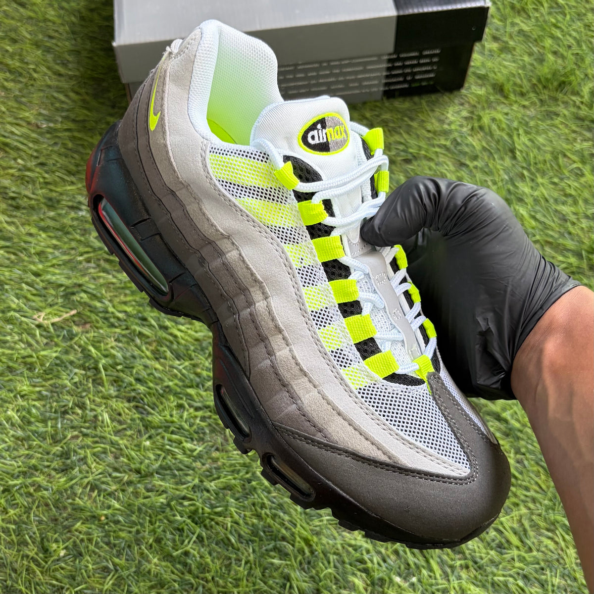 Nike Air Max 95 Big Bubble "Black / Anthracite"