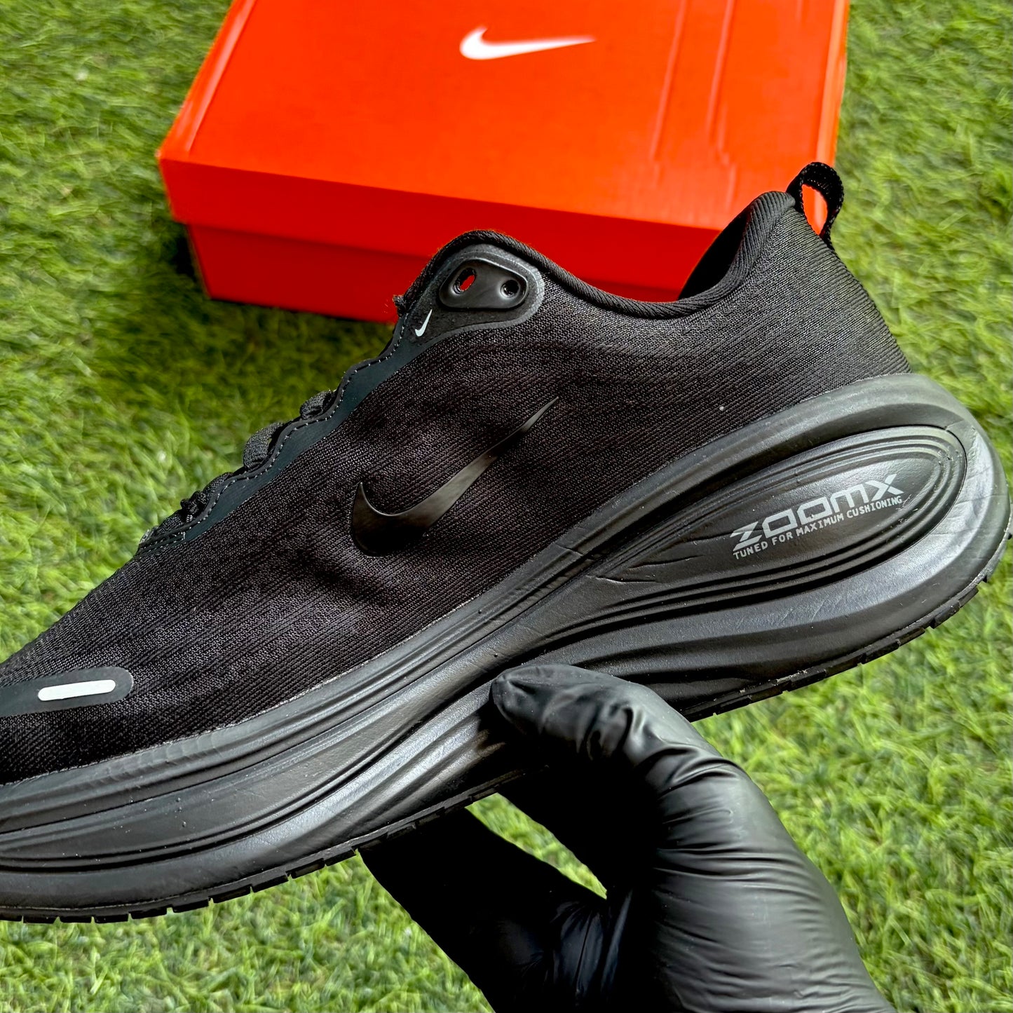 Nike Vomero Plus “Black”