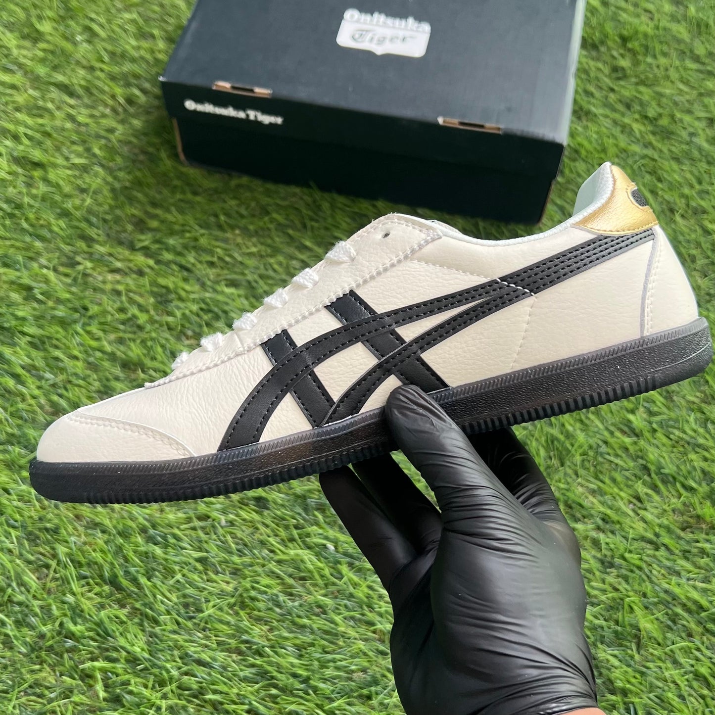 Onitsuka Tiger Tokuten "Cream/Black"