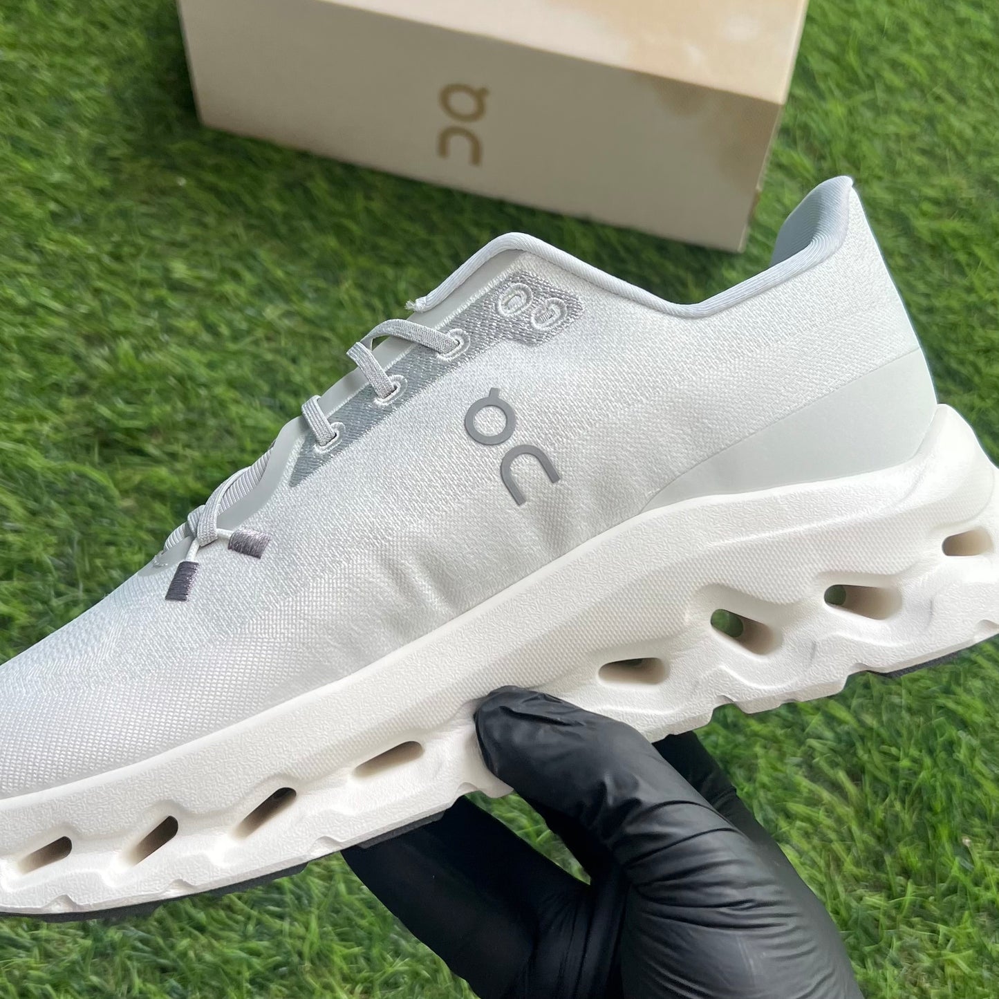 On Running Cloudtilt “Glacier/Ice”