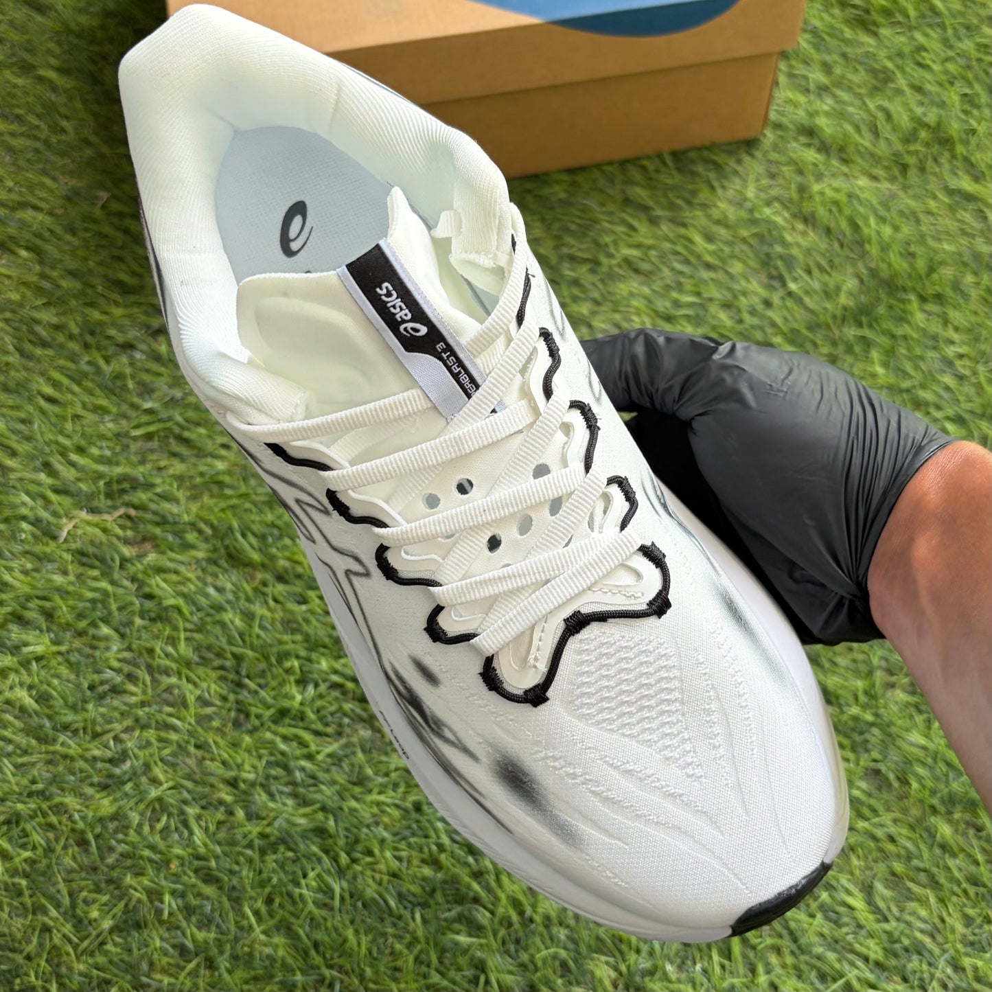ASICS Superblast 3 “White Black”
