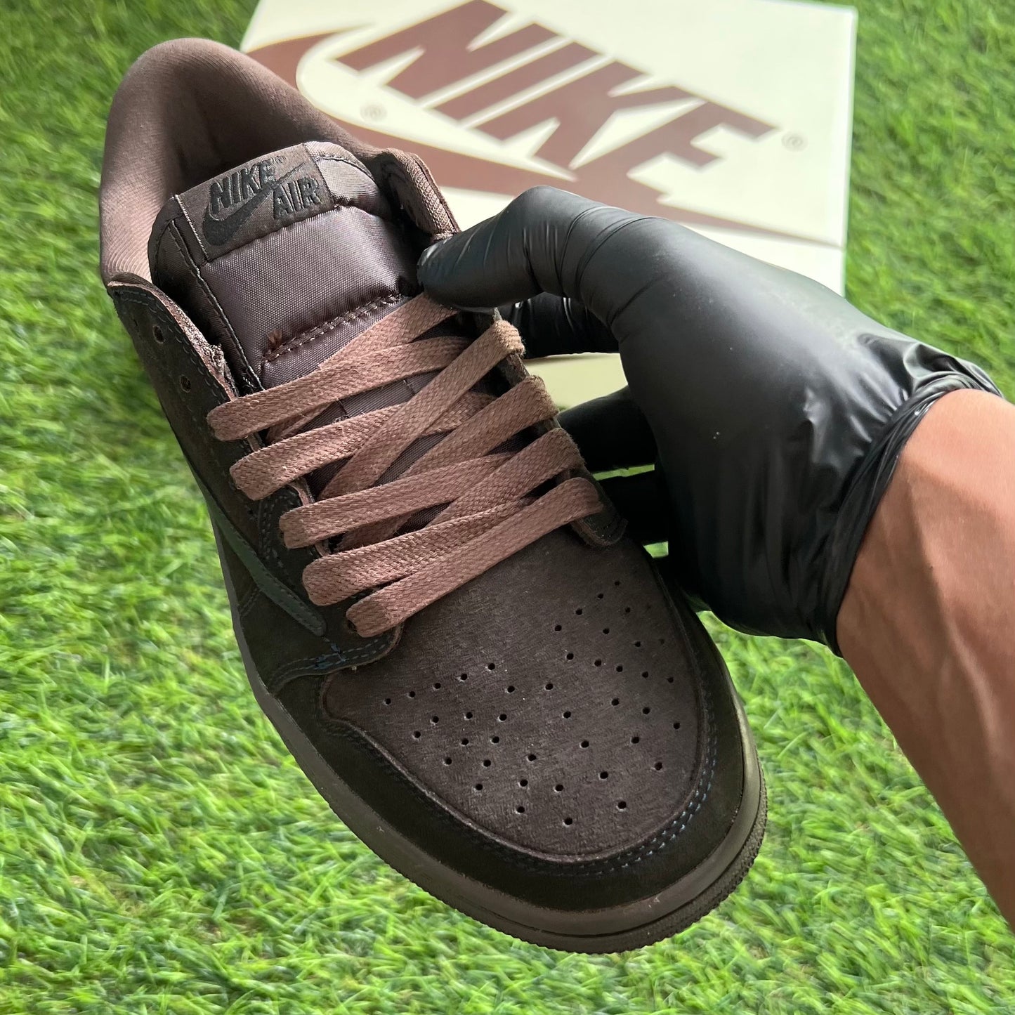 Jordan x Travis Scott Air Jordan 1 Low OG "Velvet Brown"