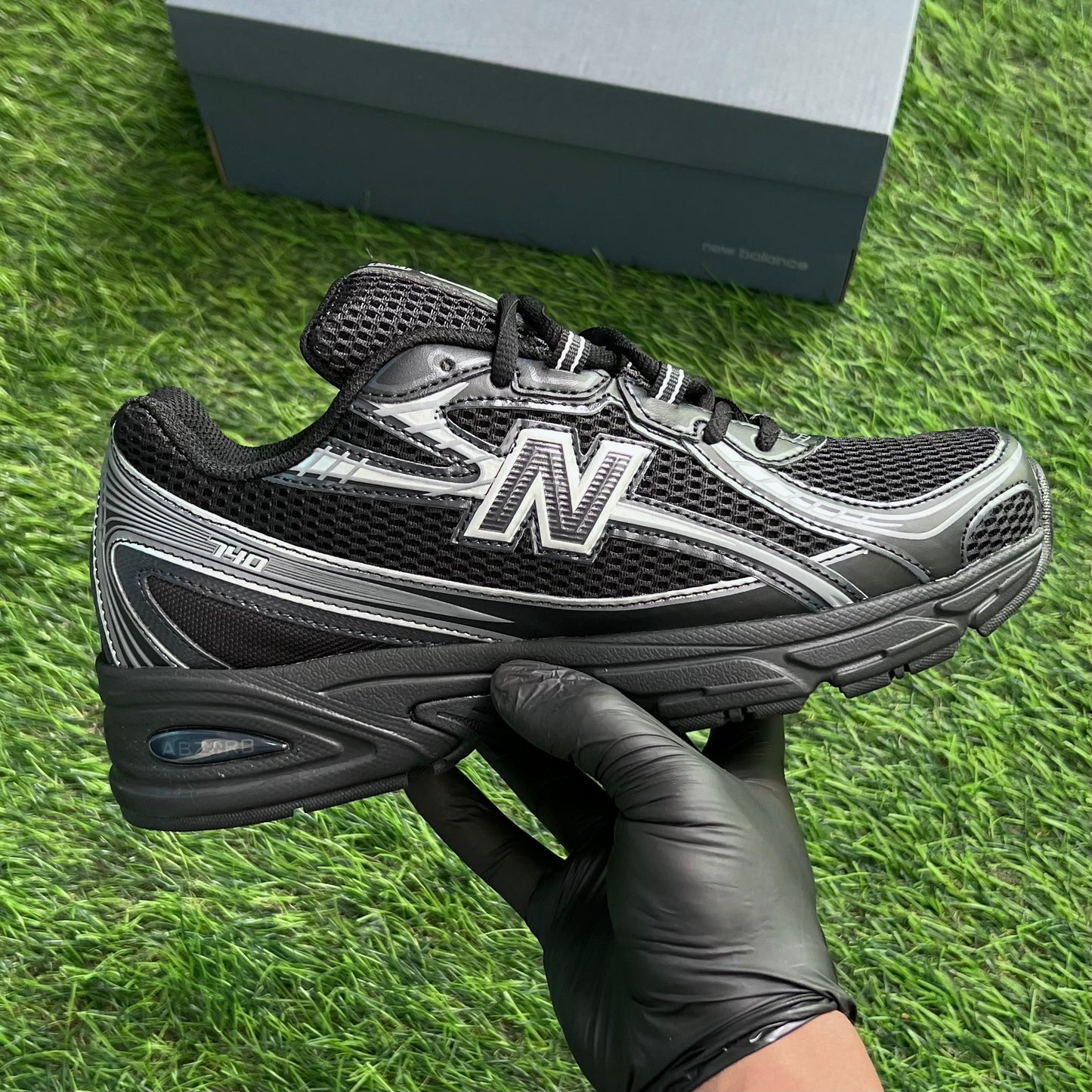 New Balance 740 “Black Grey Silver”