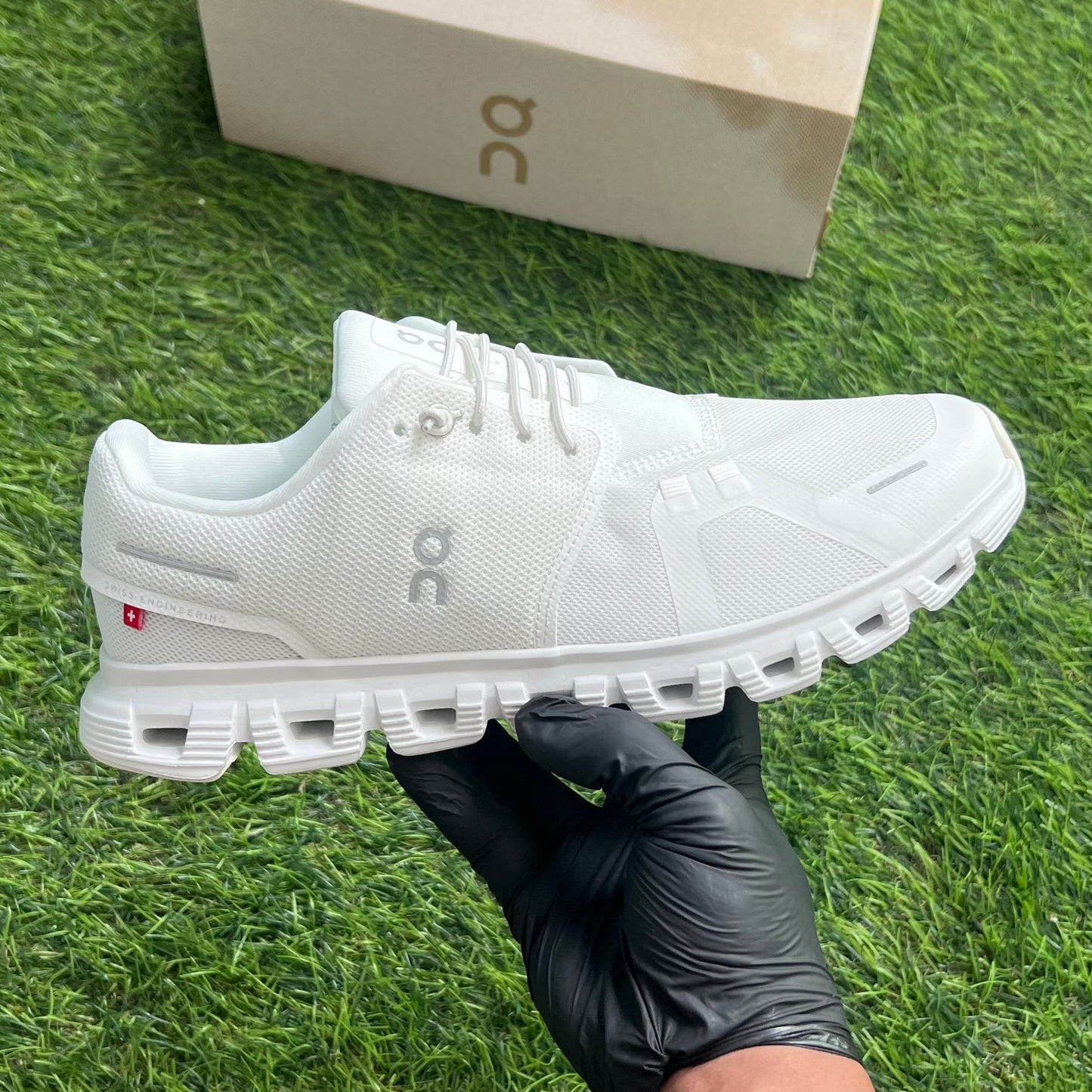 On Running Cloud 6 “White”