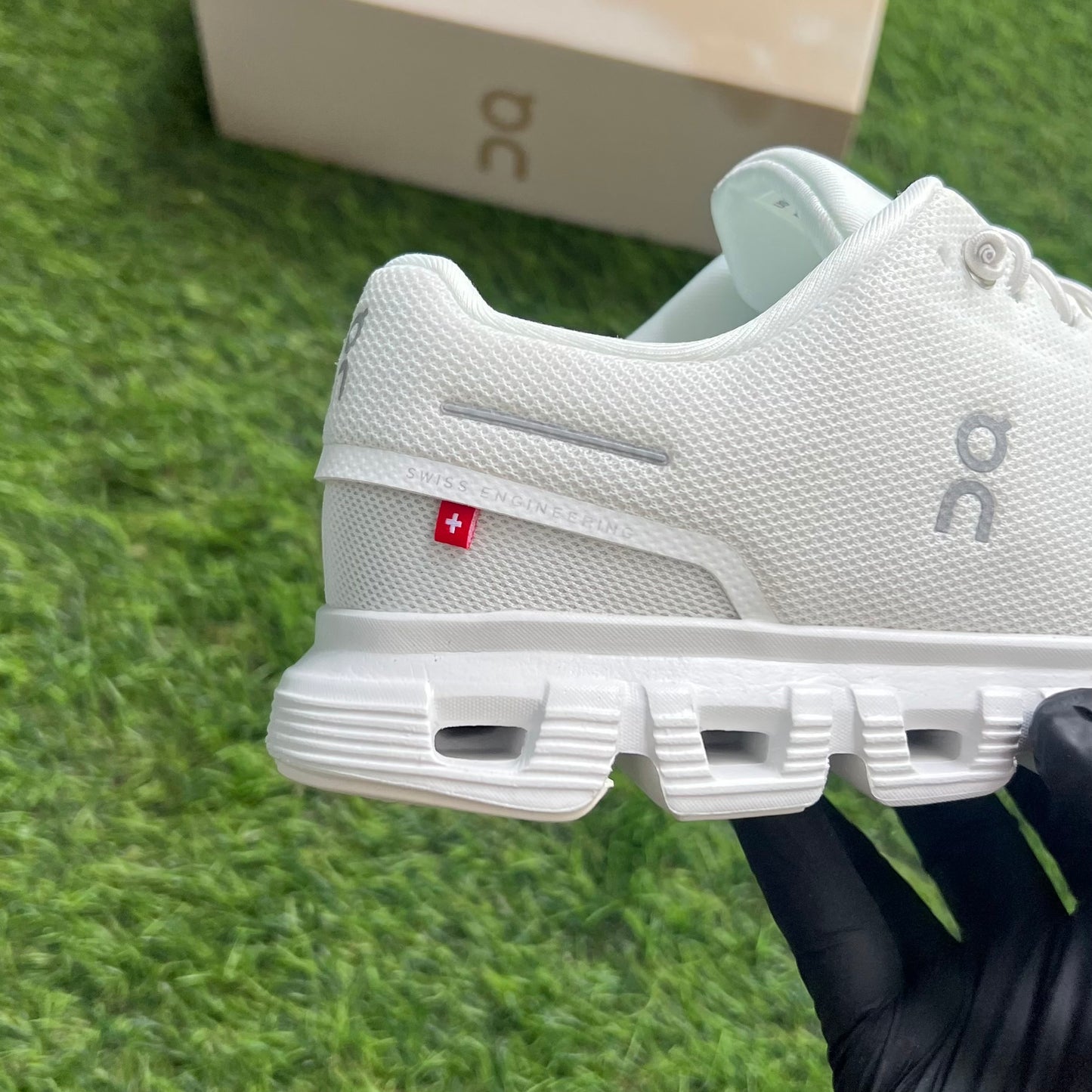 On Running Cloud 6 “White”