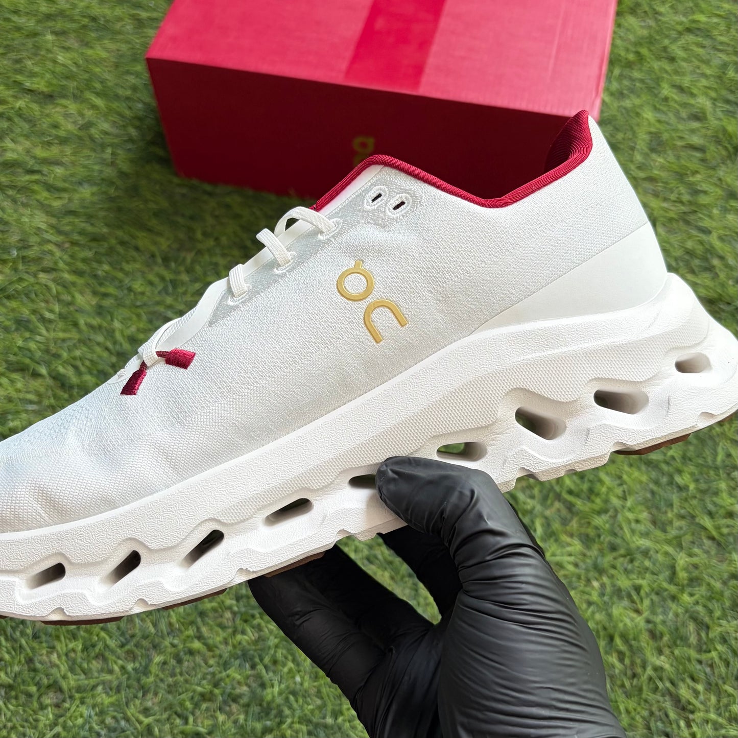 On Running Cloudtilt "Pearl/Ivory"