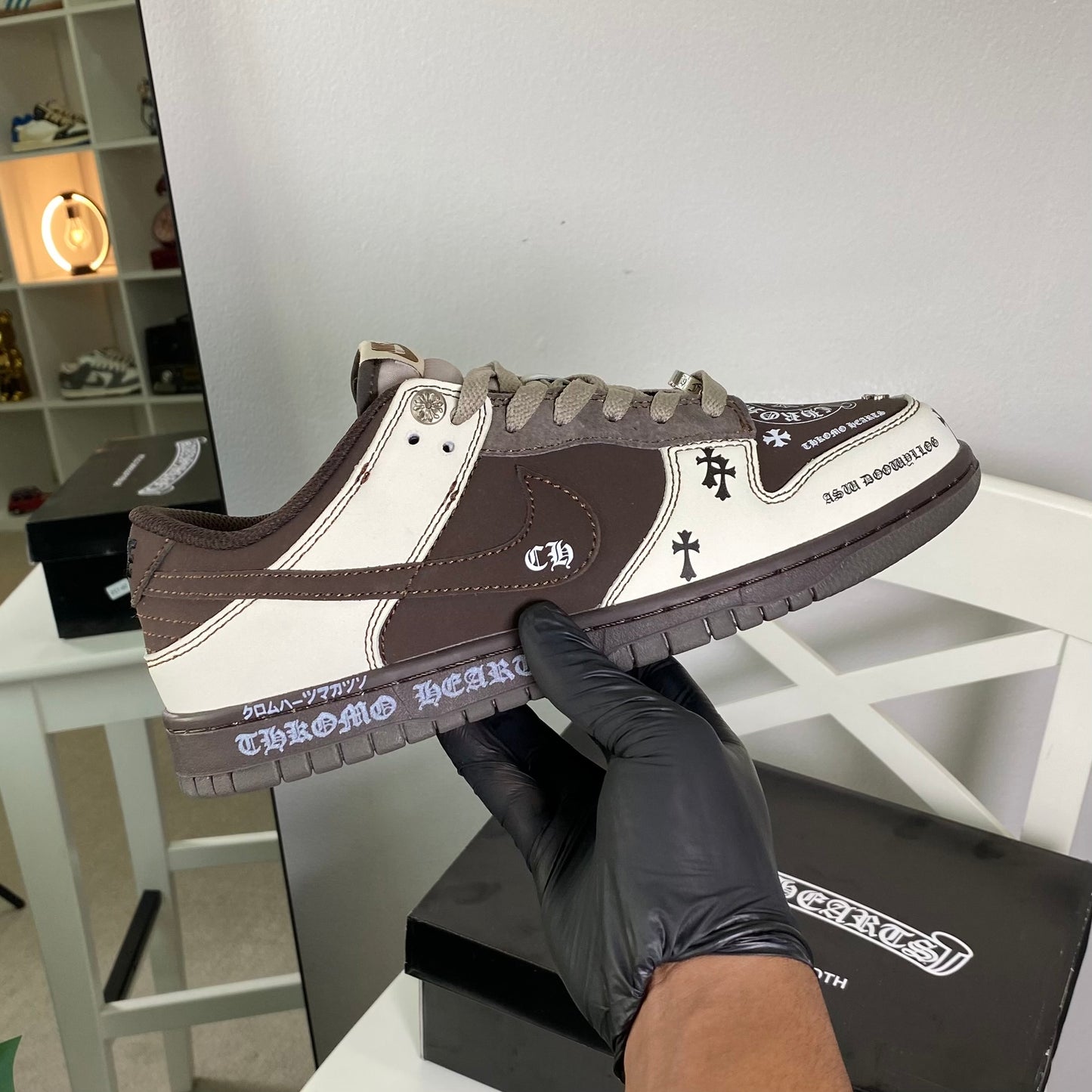 Nike SB Dunk Low "Chrome Hearts"