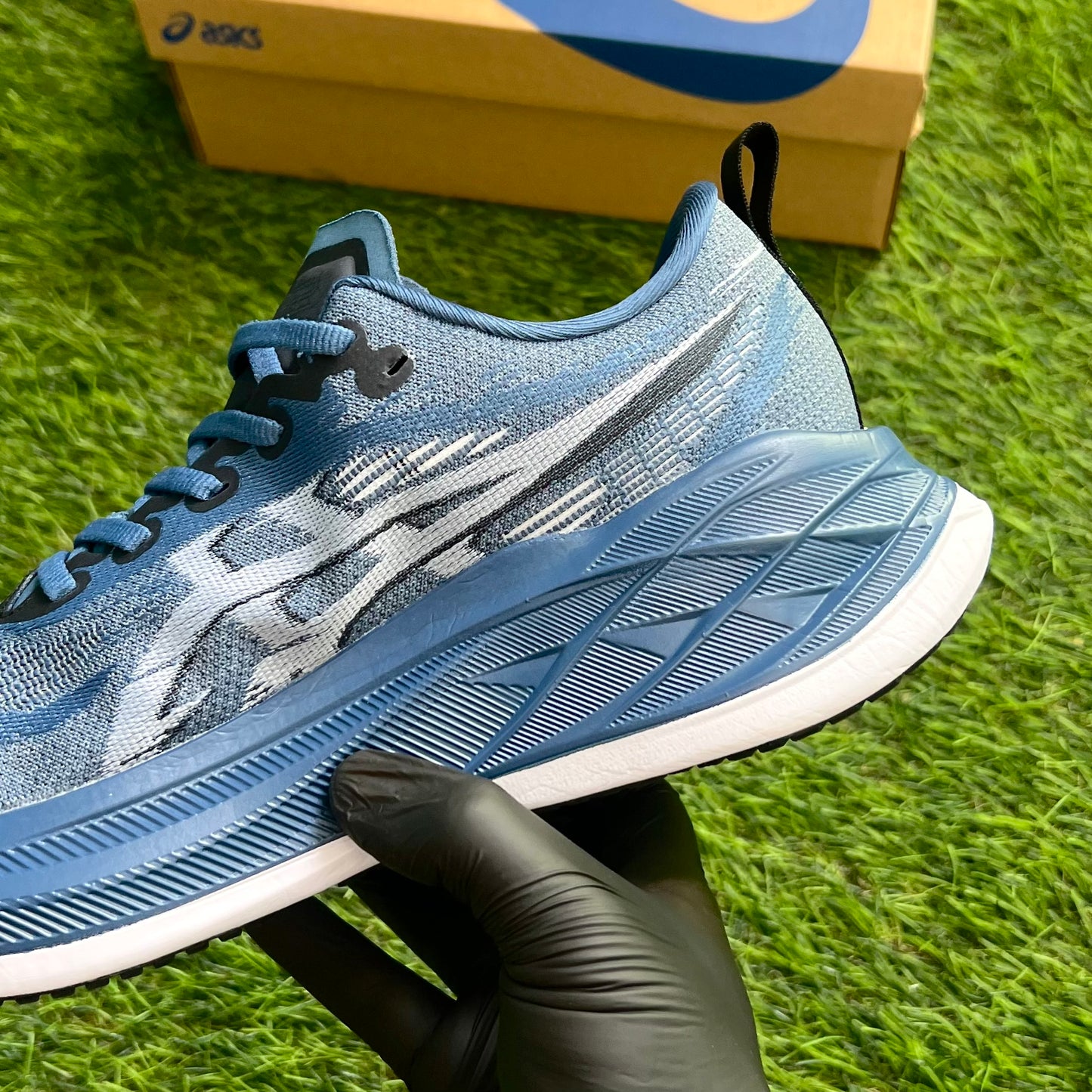 ASICS Superblast 2 “Winter Sea / White”