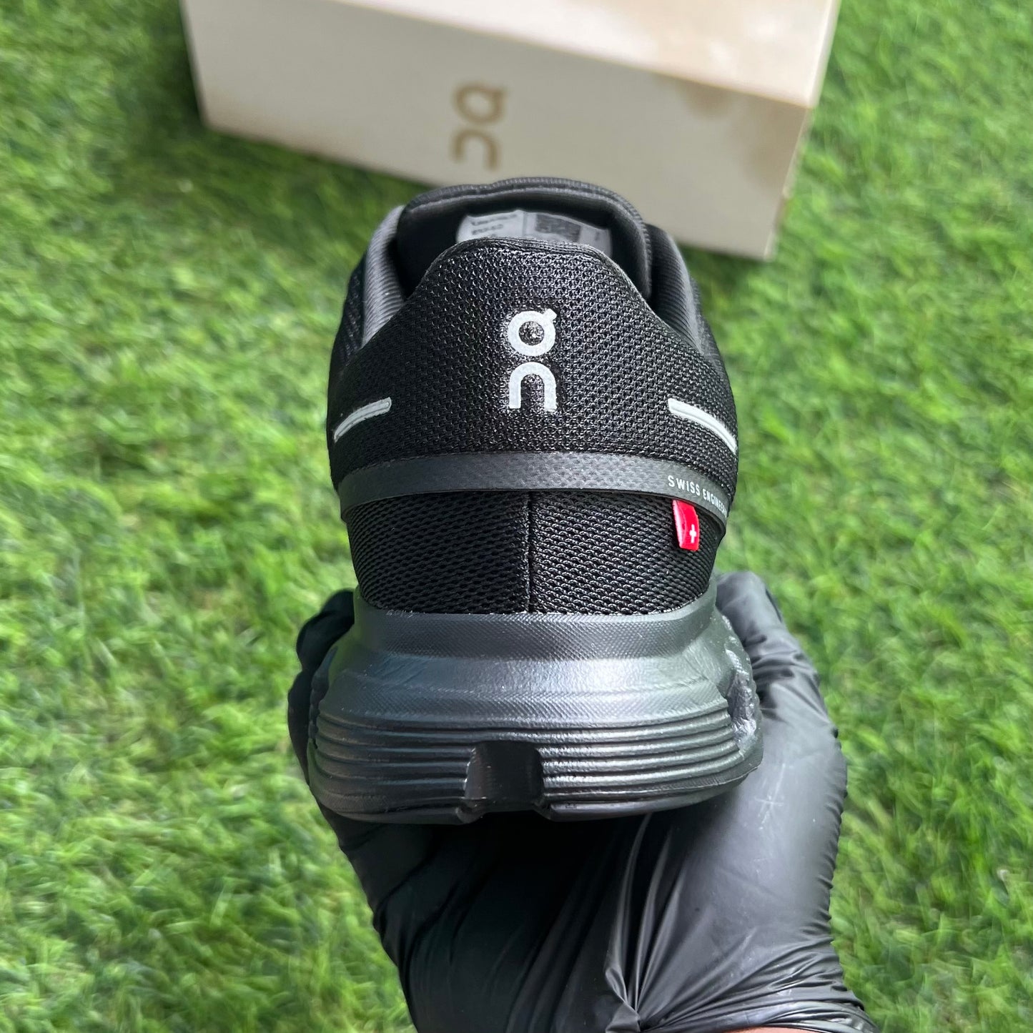 On Running Cloud 6 “Black”