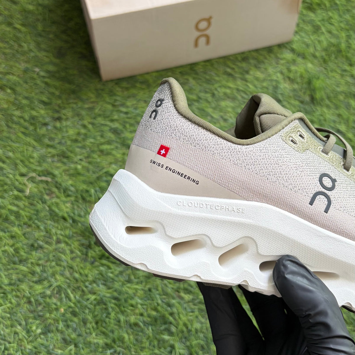 On Running Cloud “Olive Desert”