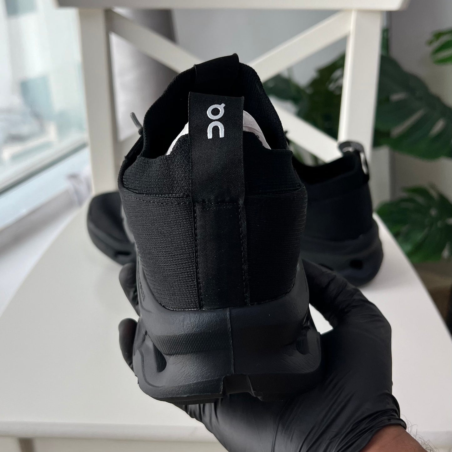 On Running Cloudtilt LOEWE "Black"