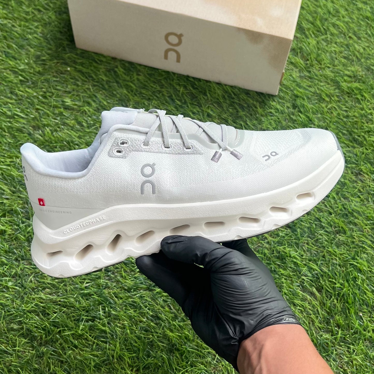 On Running Cloudtilt “Glacier/Ice”