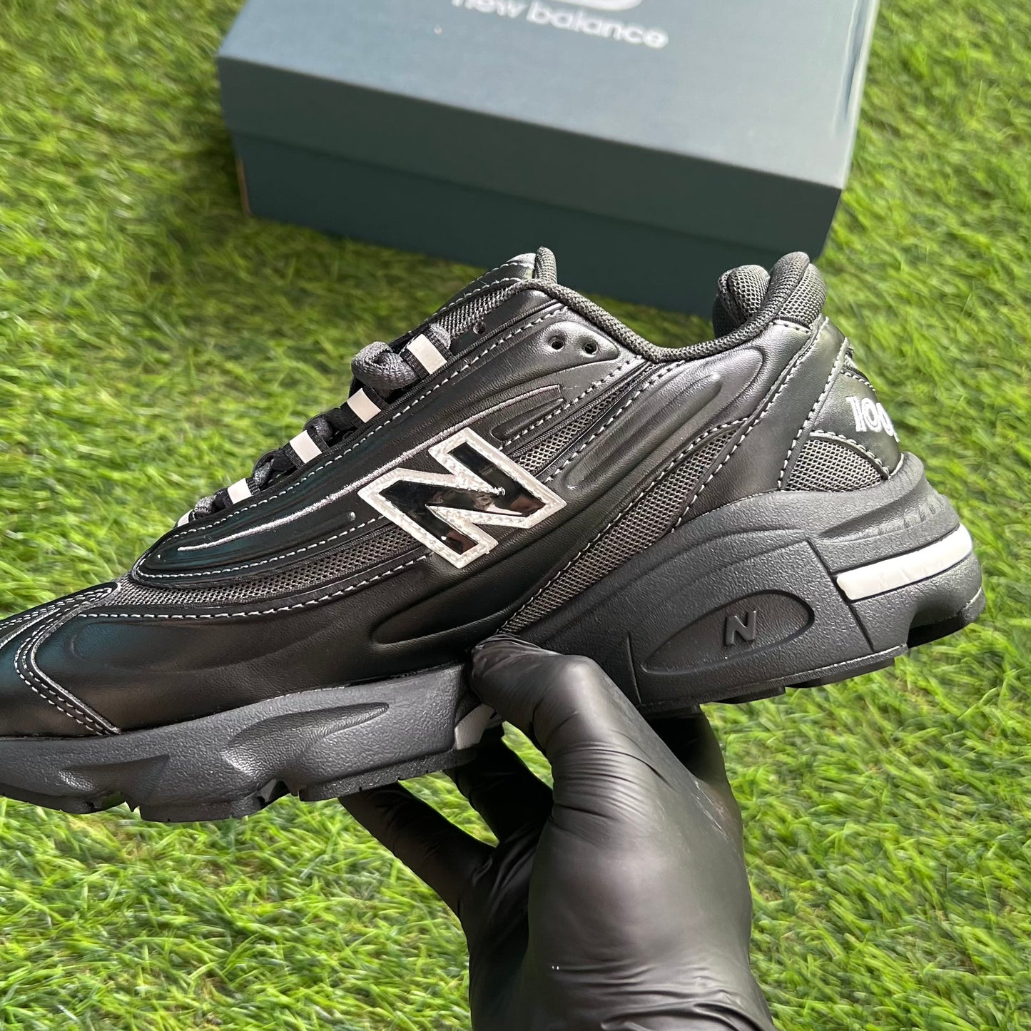 New Balance 1000 “Black”