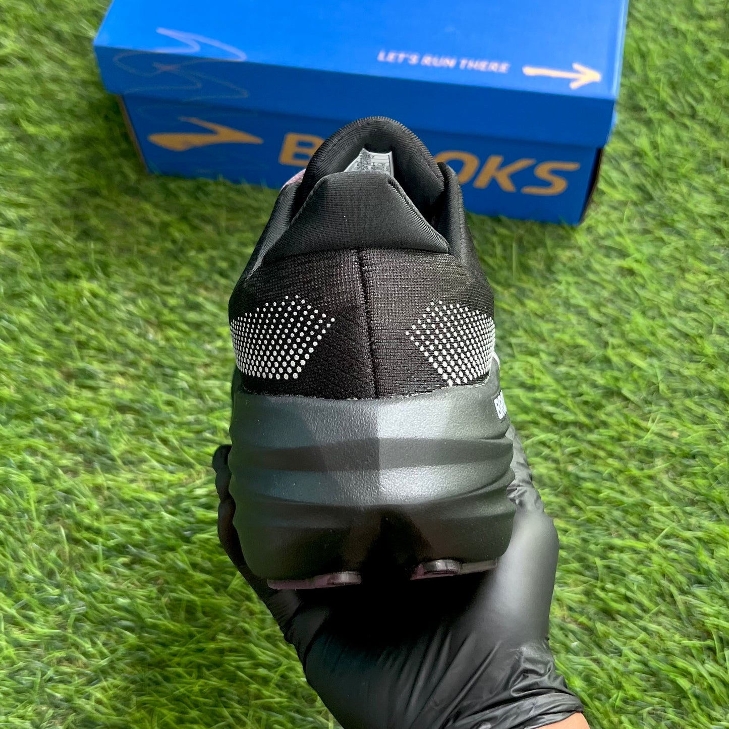 Brooks Glycerin Max “Black Orchid Ice Grey”