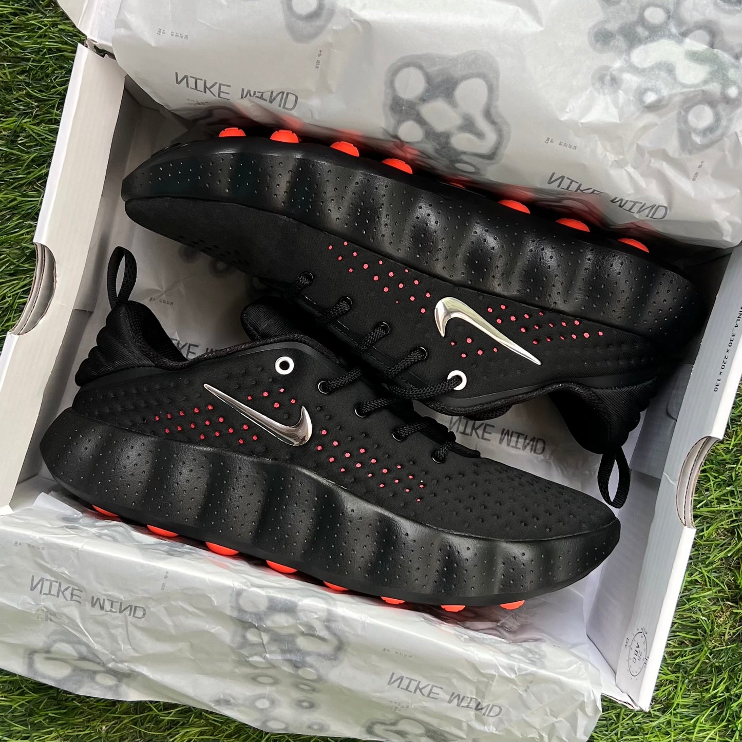 Nike Mind 002 “Black Hyper Crimson”