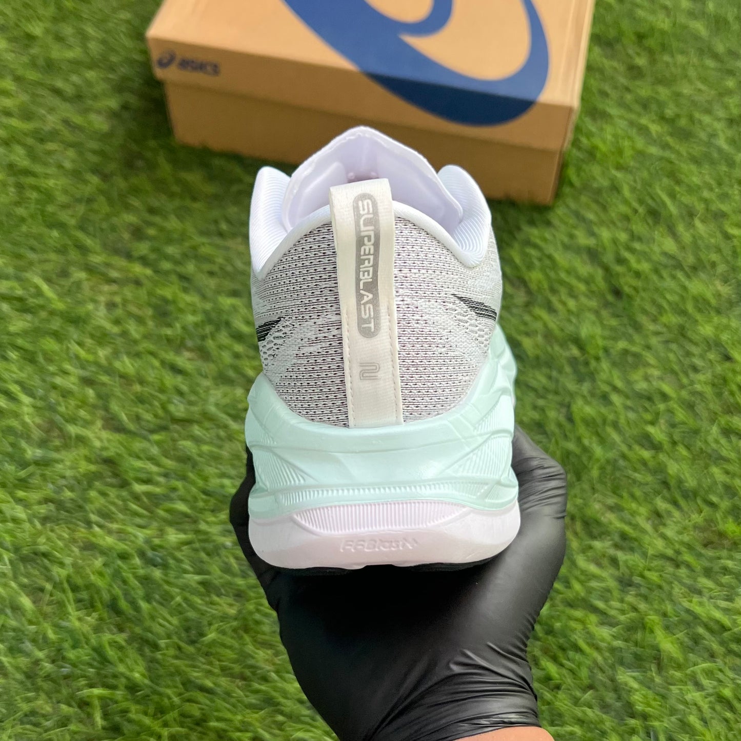 Asics Superblast 2 “White / Cool Grey”