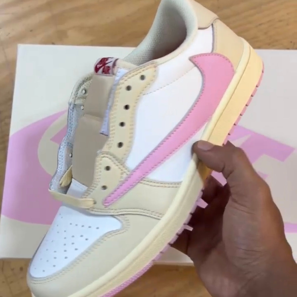 Jordan 1 Retro Low OG SP “Shy Pink”